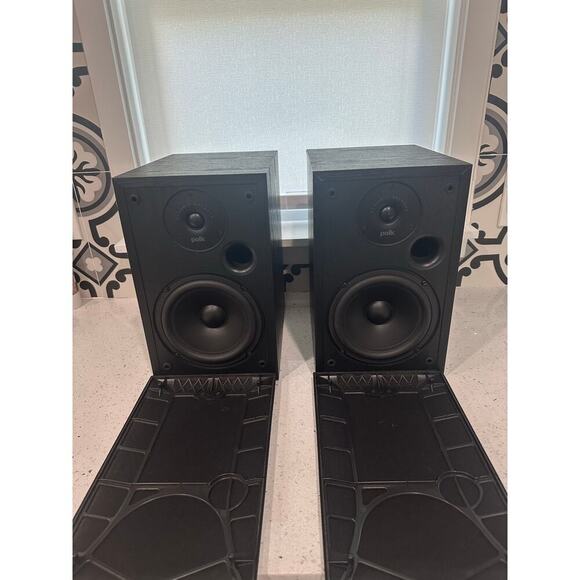 Vintage Polk Audio R20 Speakers Black (Pair) - Picture 4 of 7